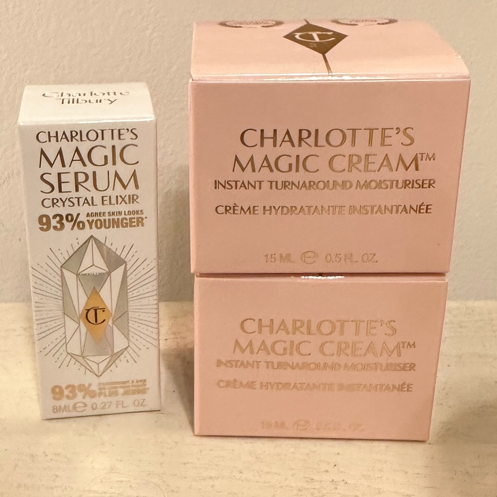 Charlotte Tilbury Magic Cream 1oz with Magic Serum Deluxe Sample